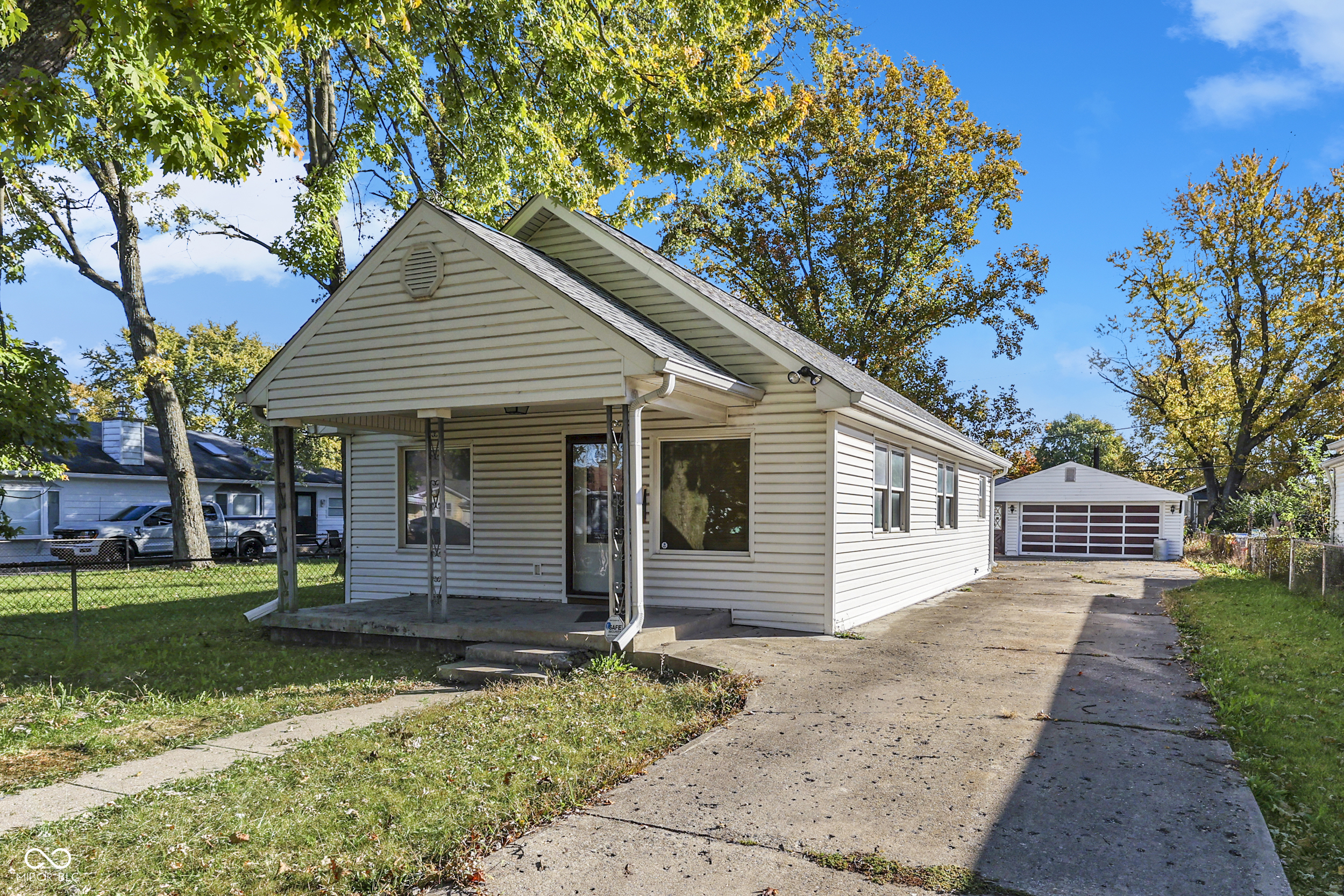 Property Photo:  2135 Wallace Avenue  IN 46218 