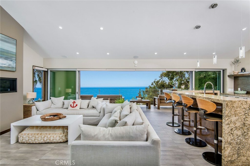 31321 Ceanothus Drive  Laguna Beach CA 92651 photo