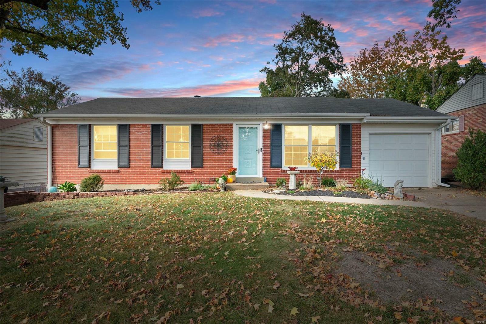 Property Photo:  9927 Heatherton Drive  MO 63123 