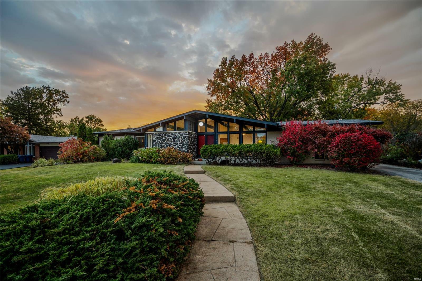 Property Photo: 49 Orange Hills Drive MO 63017