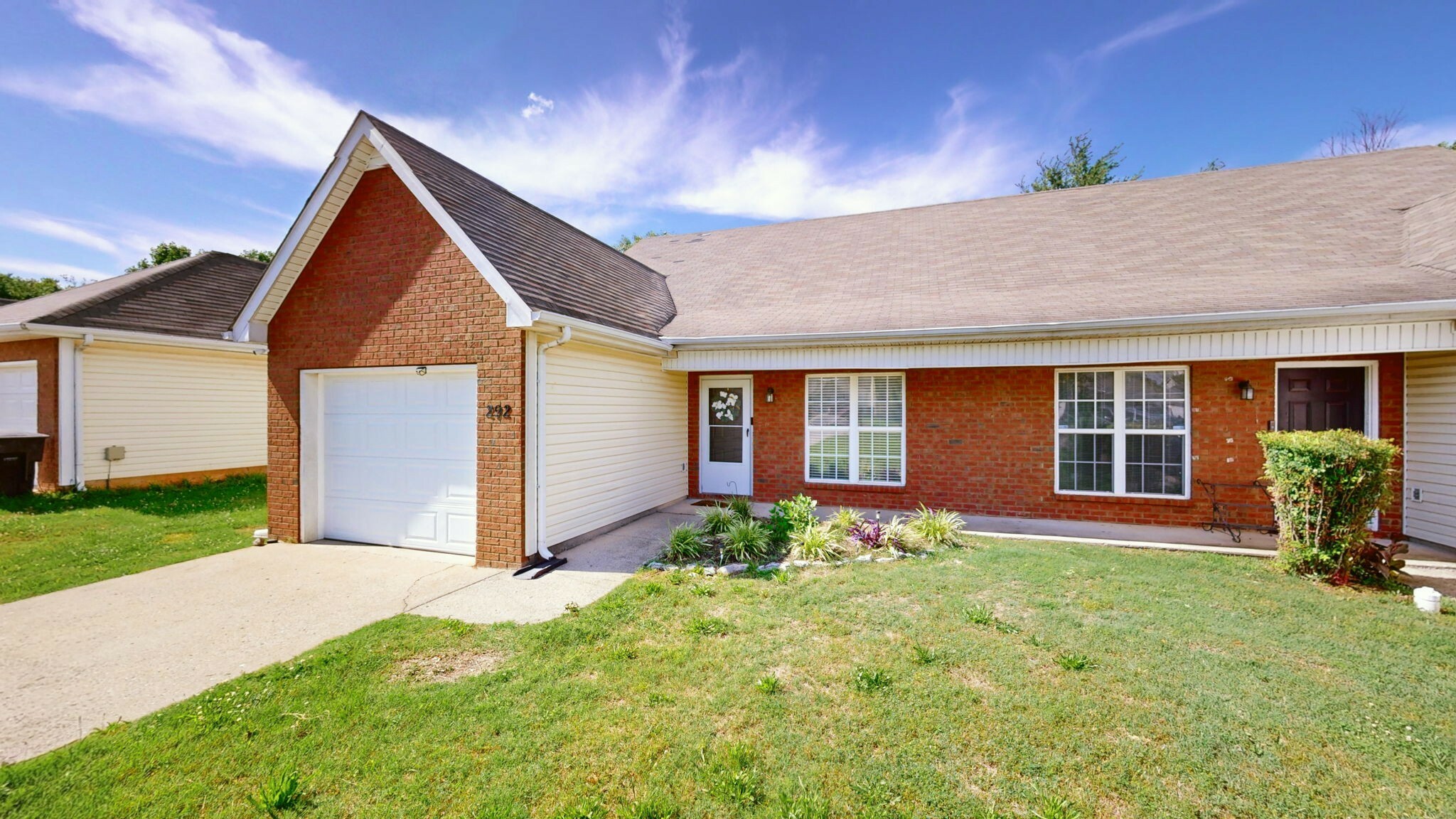 Property Photo:  292 Indian Park Dr  TN 37128 