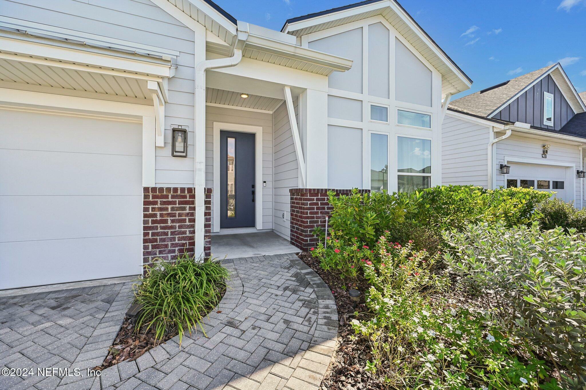 Property Photo: 9815 Invention Lane FL 32256