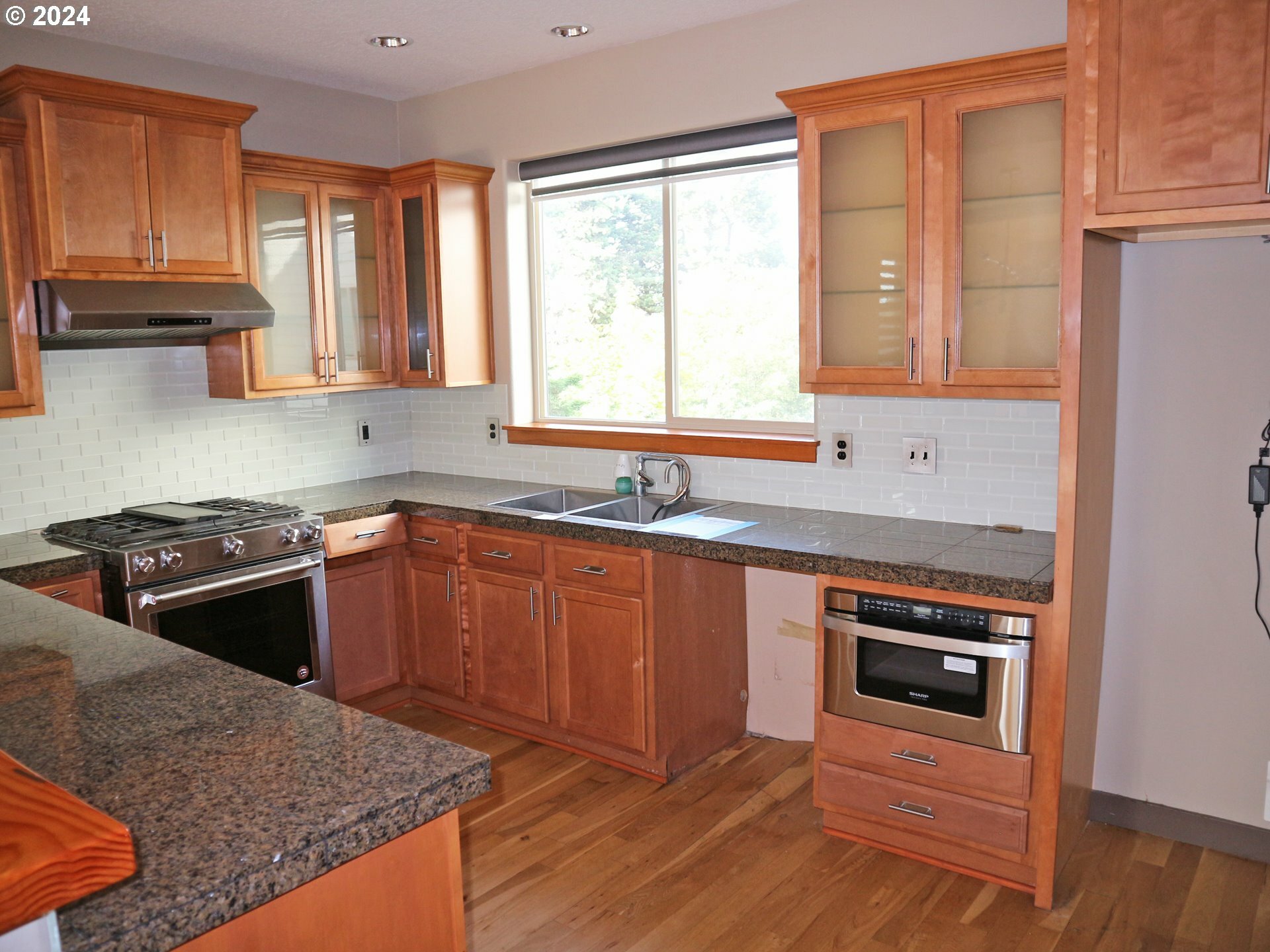 Property Photo:  514 NE 85th Cir  WA 98665 