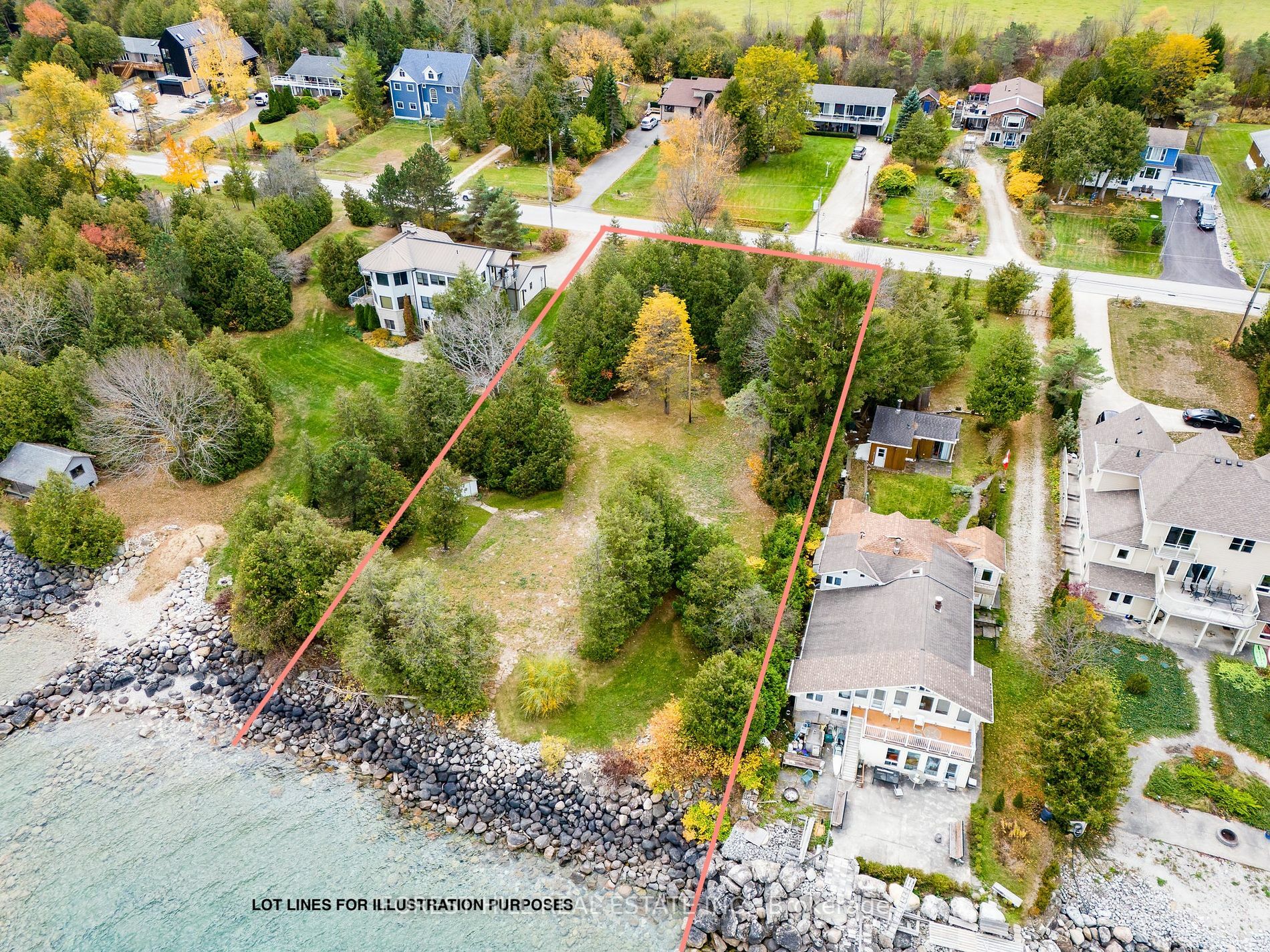 Property Photo:  297 Lakeshore Rd N  ON N4L 0A7 