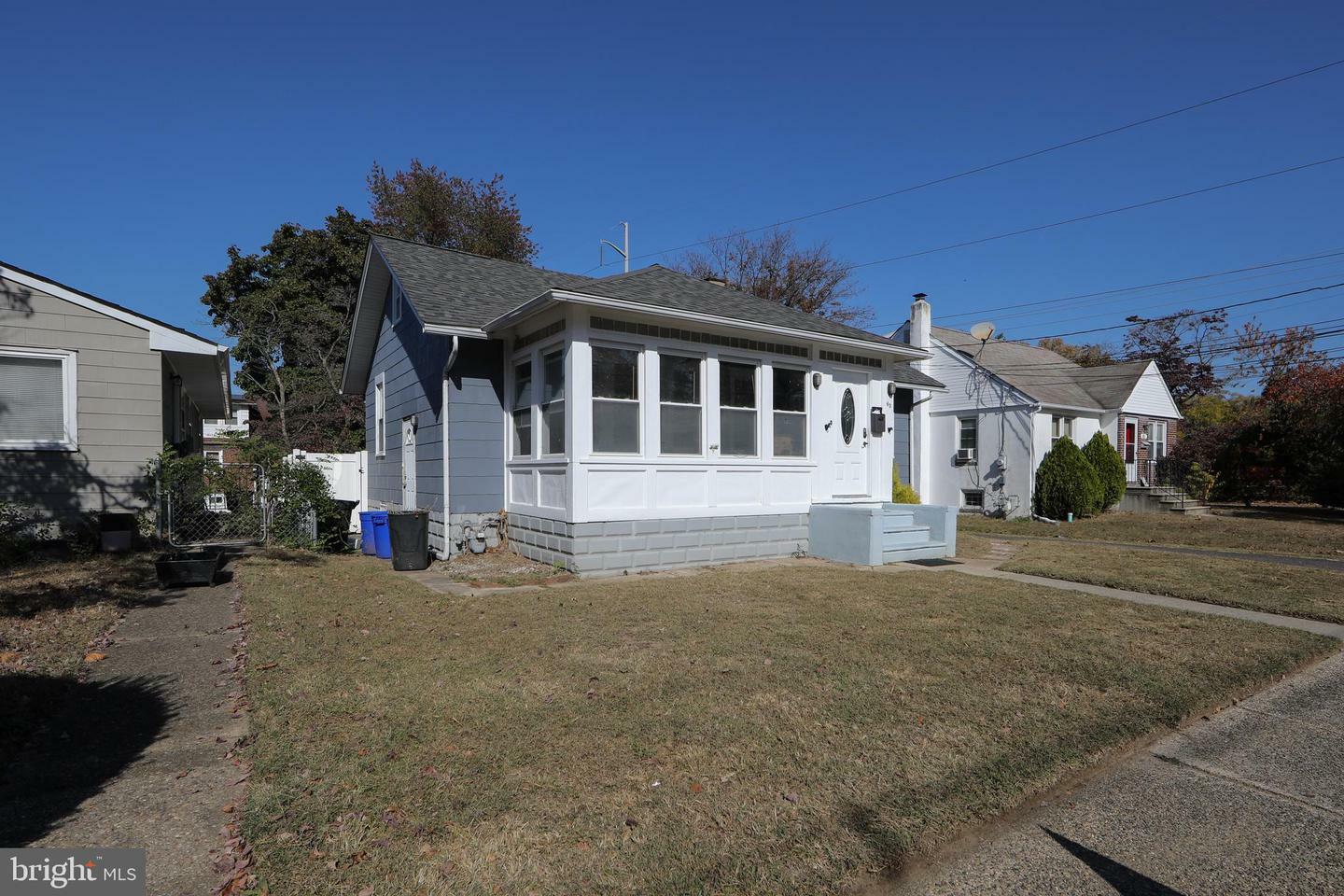 Property Photo:  63 W 3rd Avenue  NJ 08078 