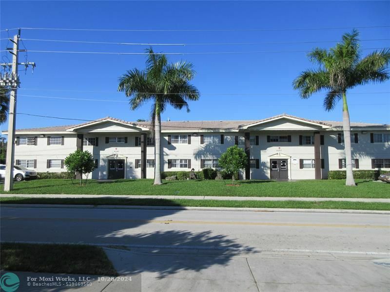 Property Photo:  4240 Woodside Dr 8  FL 33065 