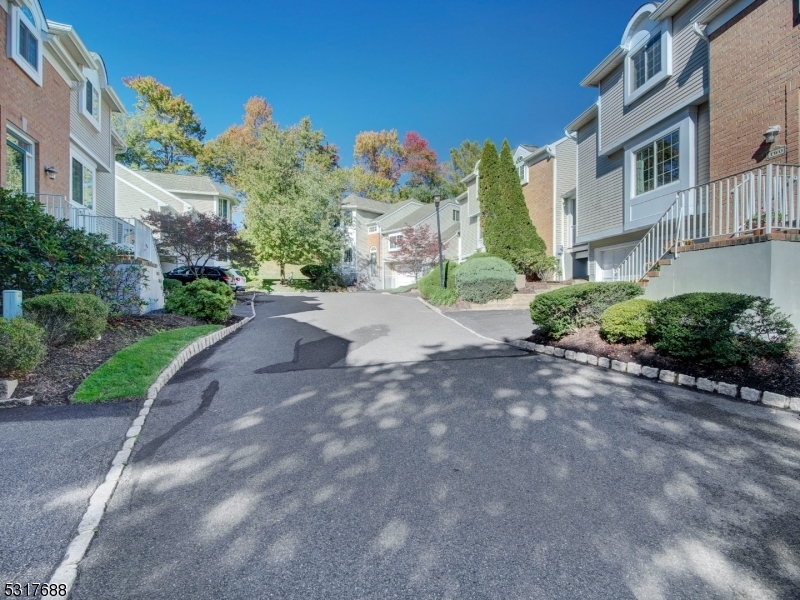 Property Photo:  18 Fernwood Ter  NJ 07933 