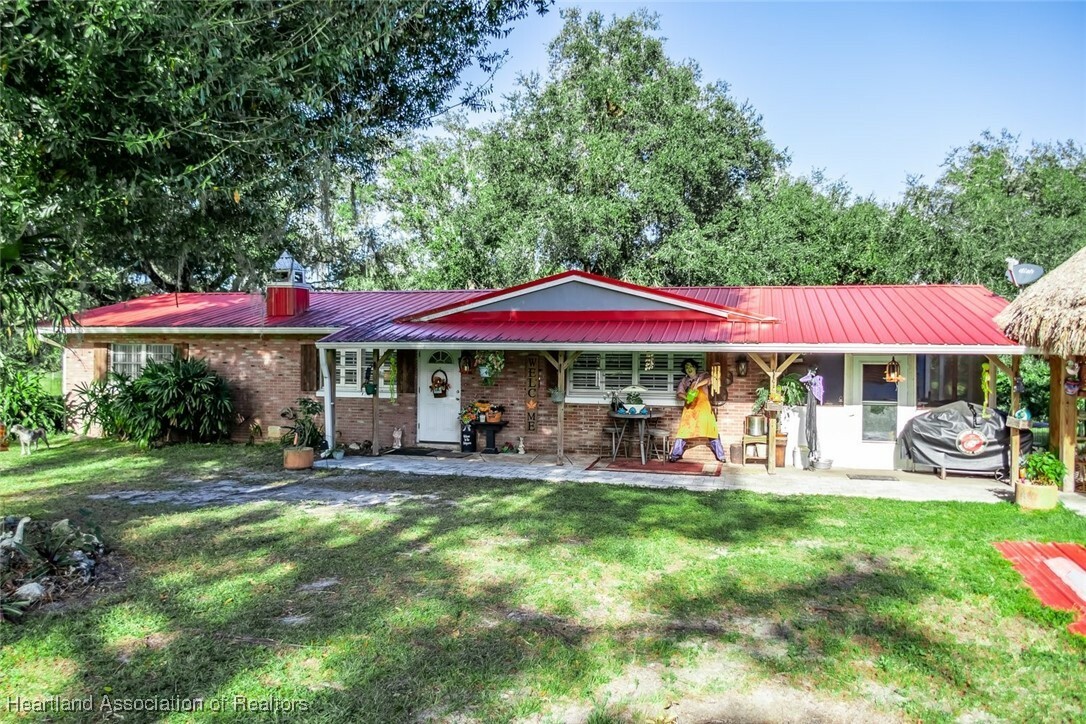 Property Photo:  170 Marks Road  FL 33960 