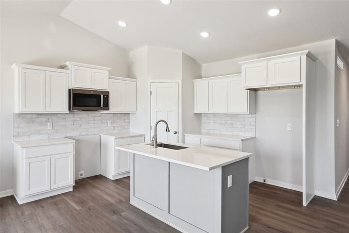 Property Photo: 732 NE Deerfield Drive IA 50021