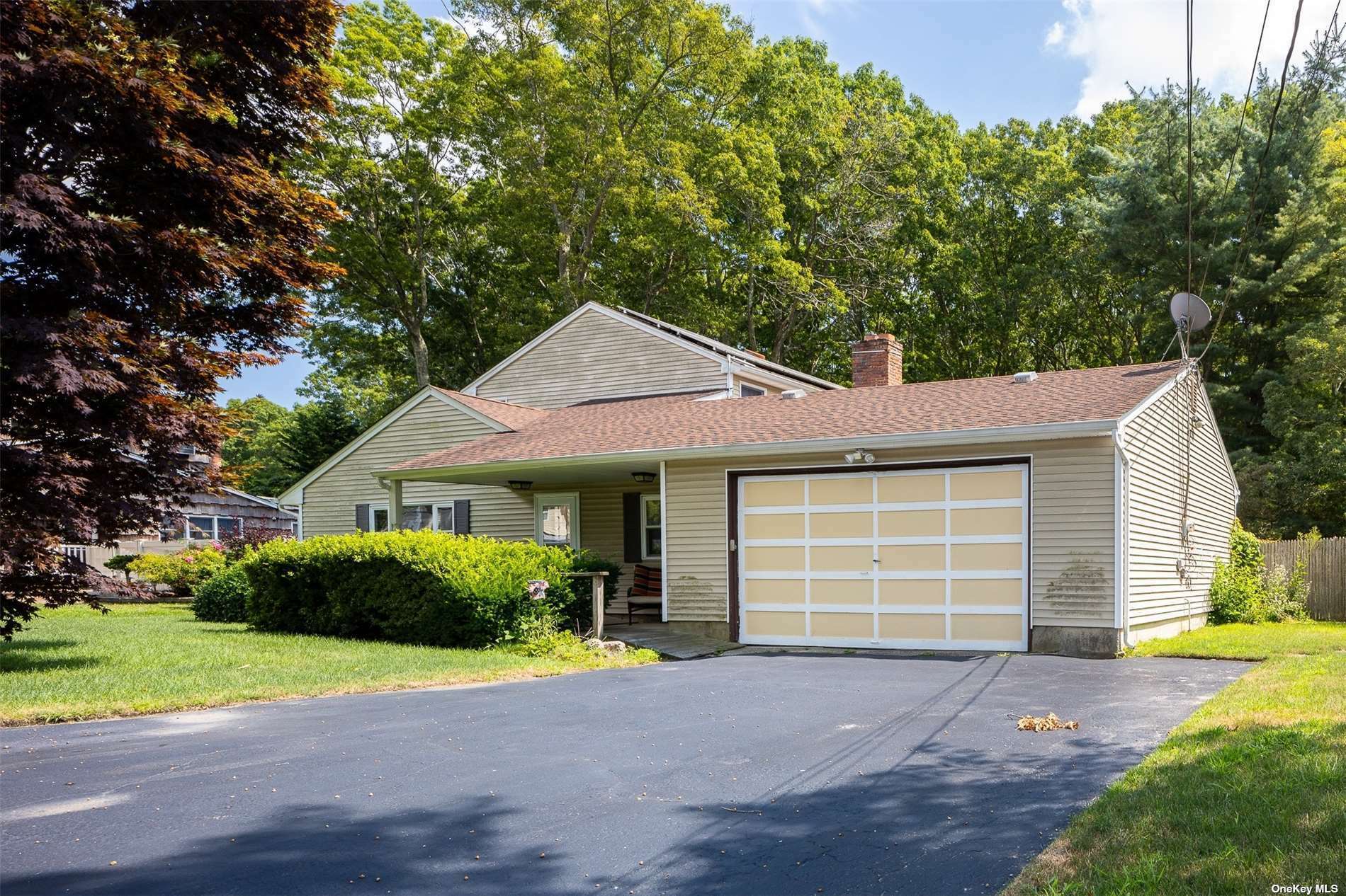 Property Photo:  20 Stratler Drive  NY 11967 