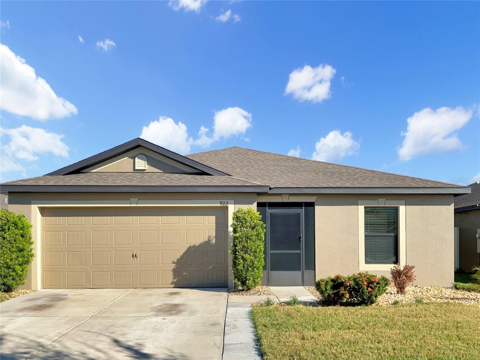 Property Photo:  922 Wynnmere Walk Avenue  FL 33570 