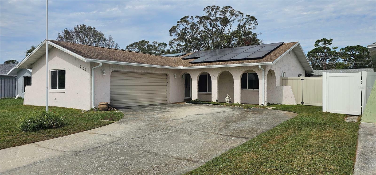 Property Photo:  9137 85th Avenue  FL 33777 