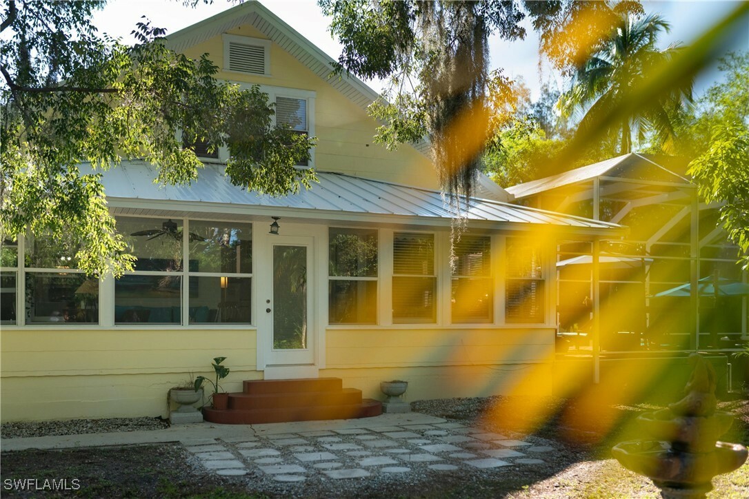 Property Photo:  10630 Goodwin Street  FL 34135 