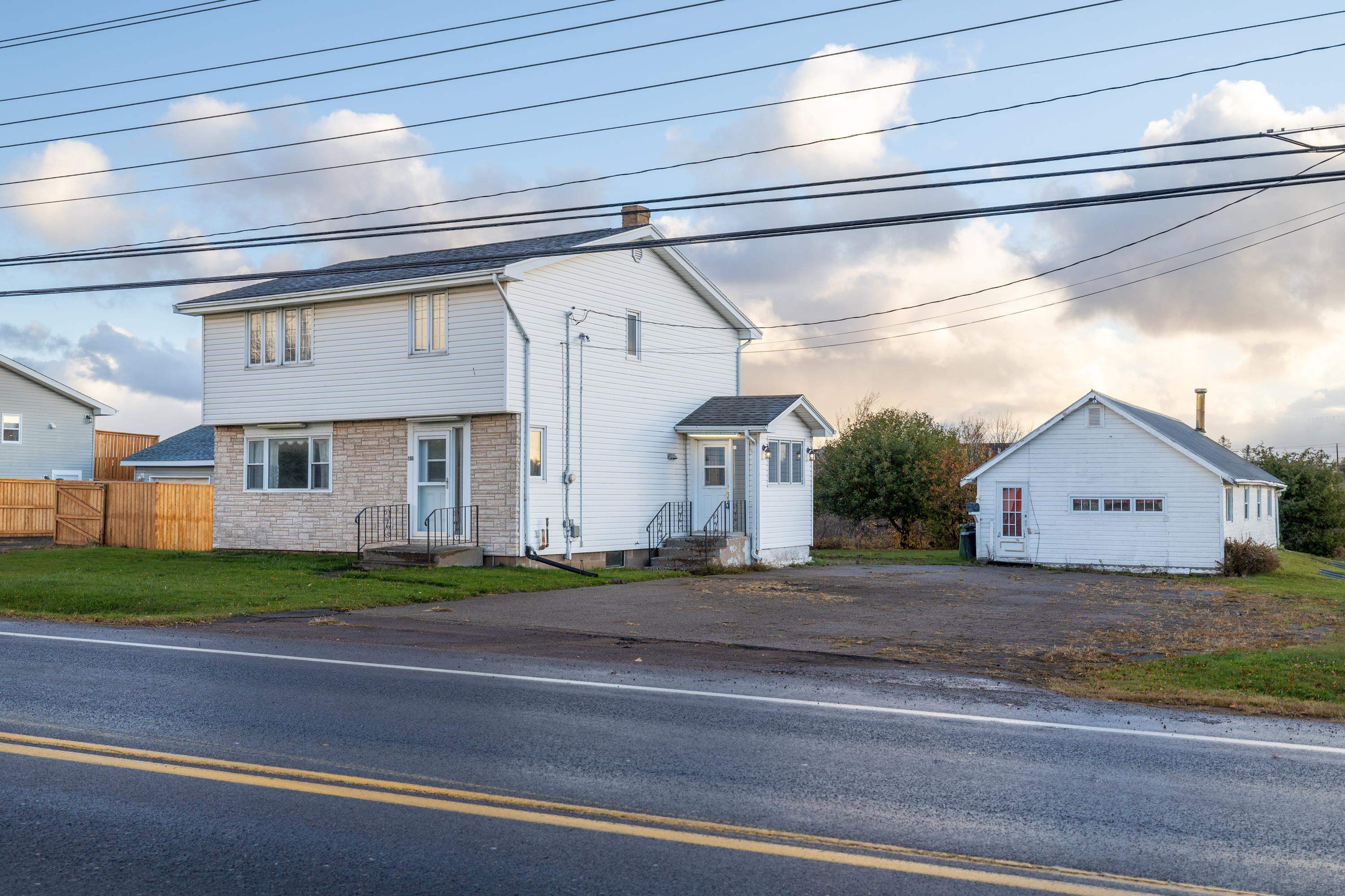 Property Photo:  180 Lower Malpeque Road  PE C1E 1S4 