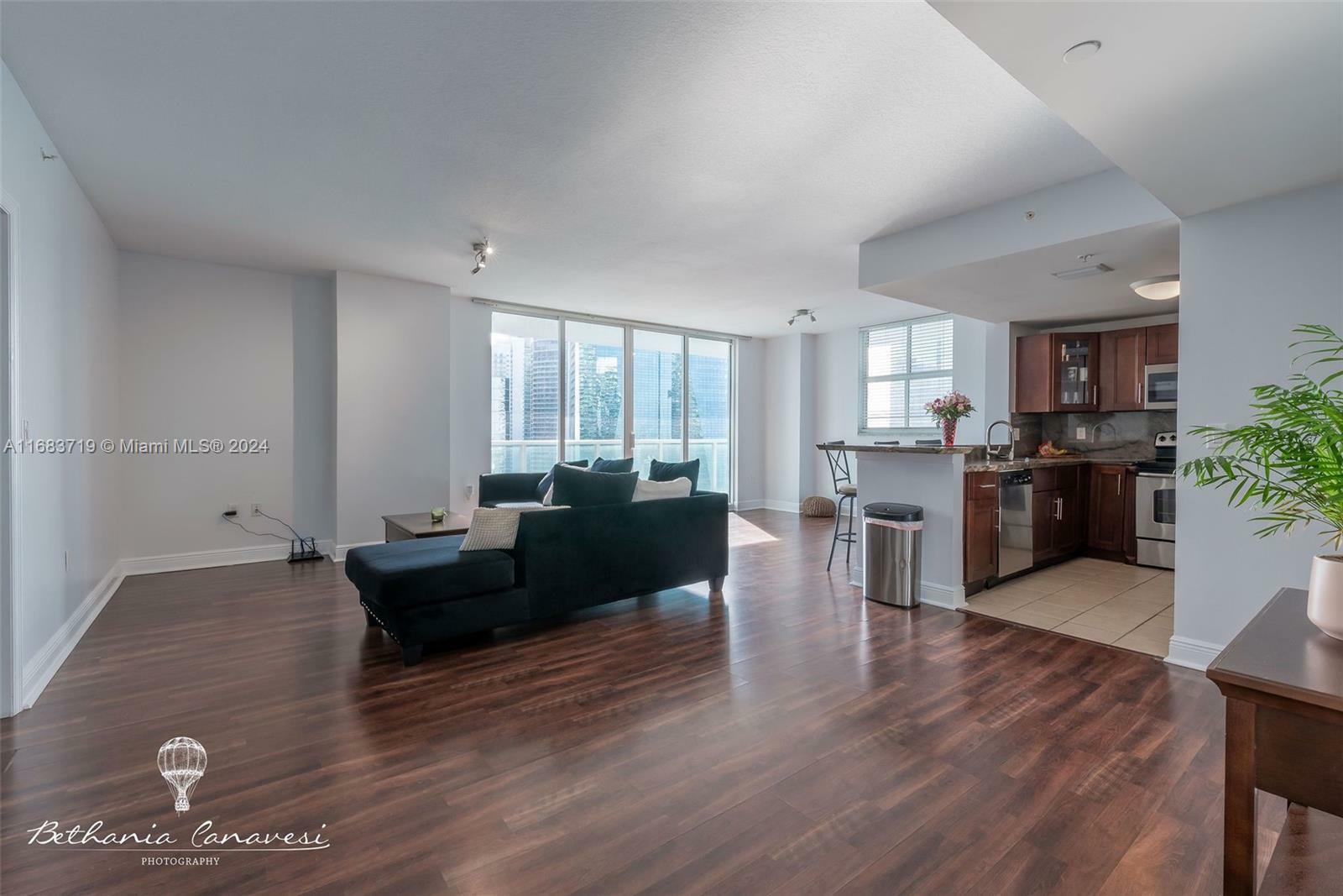 Property Photo:  1250 S Miami Ave 2802  FL 33130 