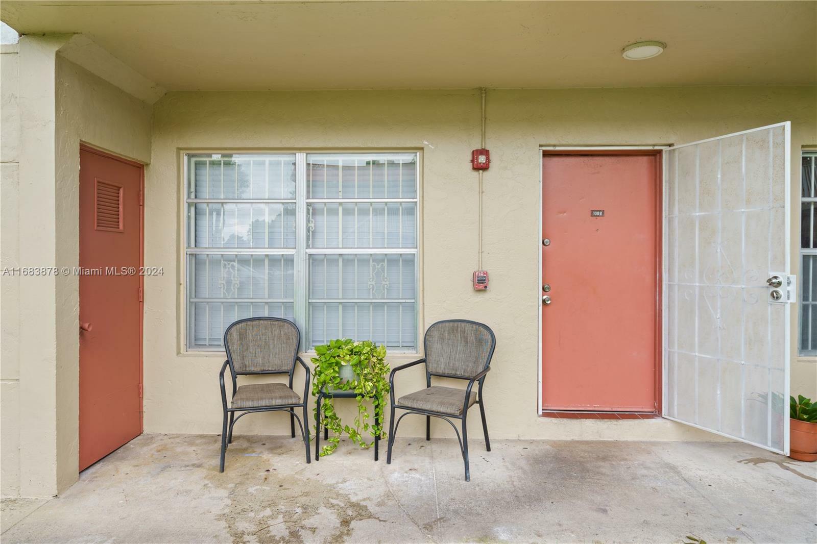 Property Photo:  12800 SW 43rd Dr 108  FL 33175 