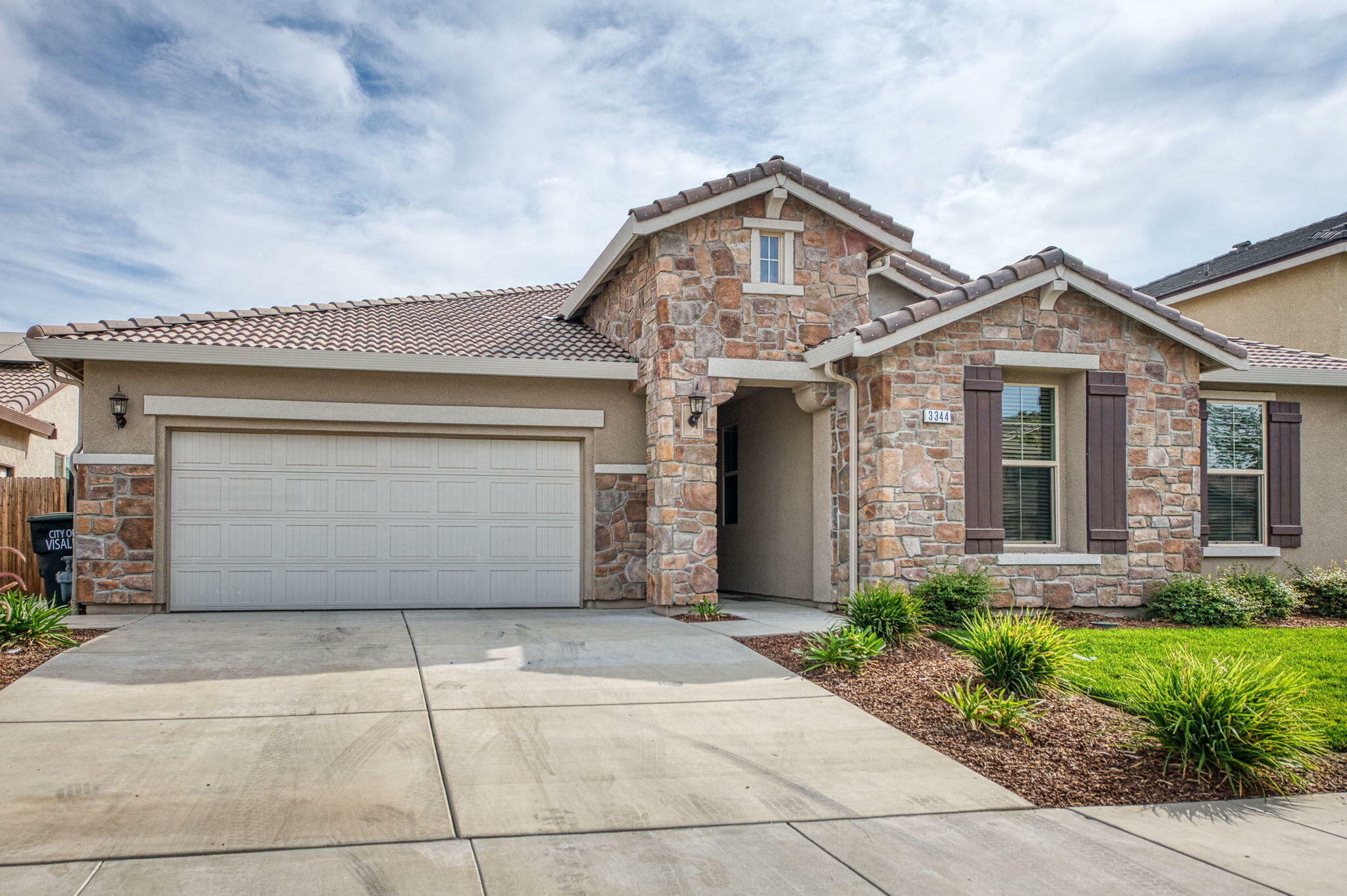 Property Photo: 3344 N Elm Street CA 93291