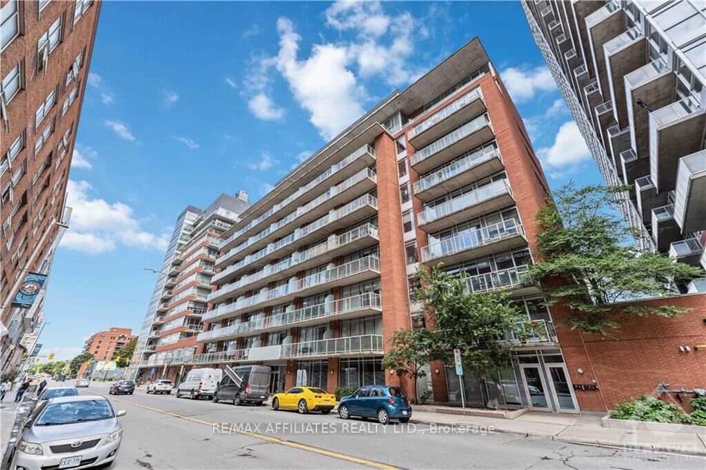 Property Photo: 383 Cumberland Street 505 ON K1N 1J7