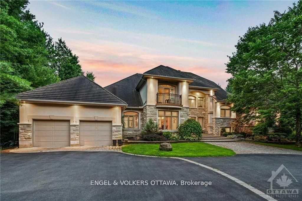 5800 Queenscourt Cres  Manotick - Kars - Rideau Twp and Area ON K4M 1K3 photo