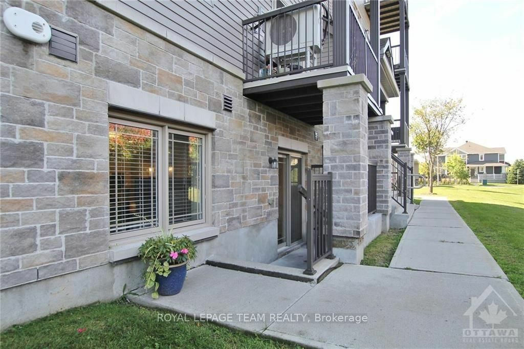 Property Photo:  345 Tribeca St 2  ON K2J 6B4 