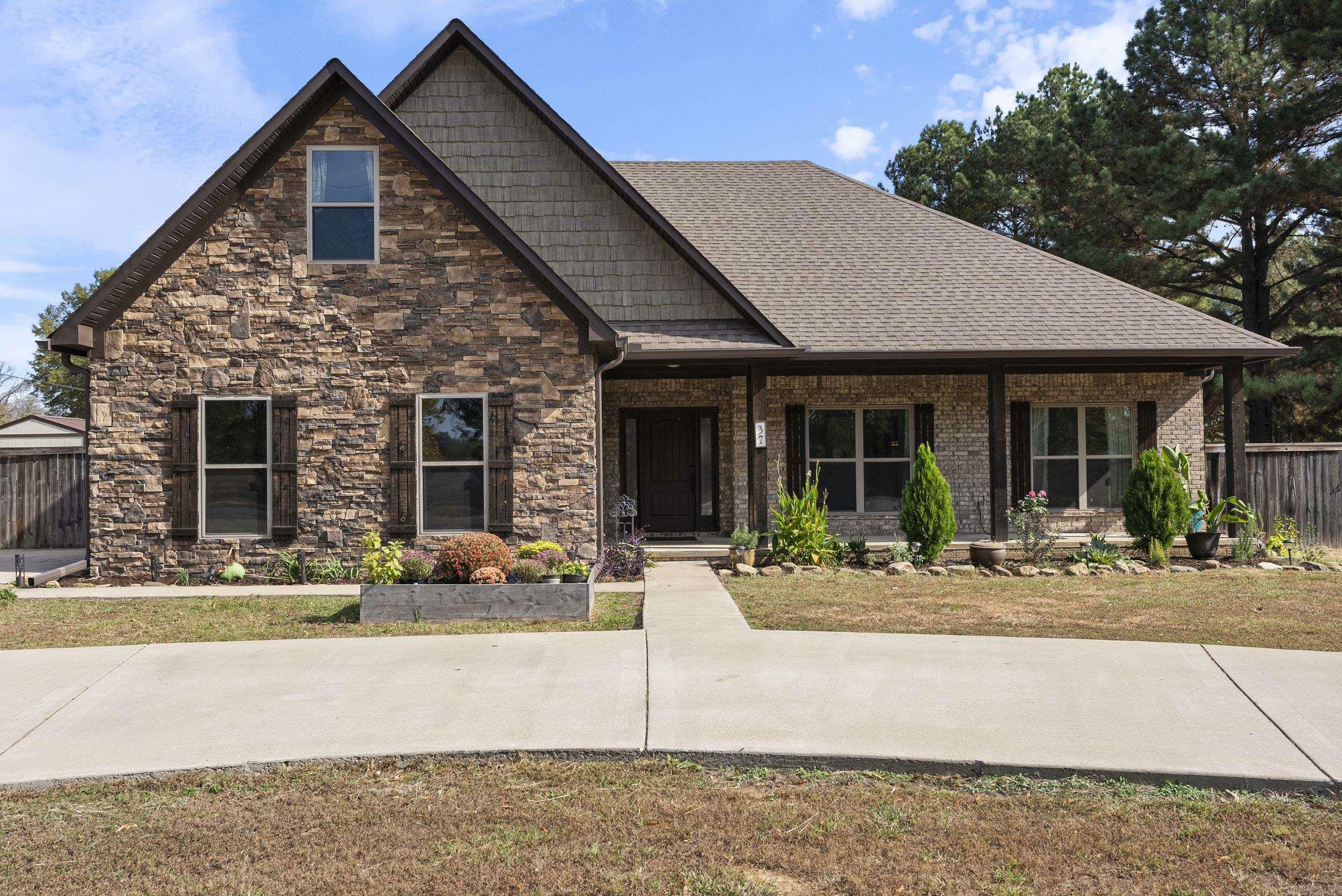 Property Photo:  37 Wilcox Road  AR 72058 