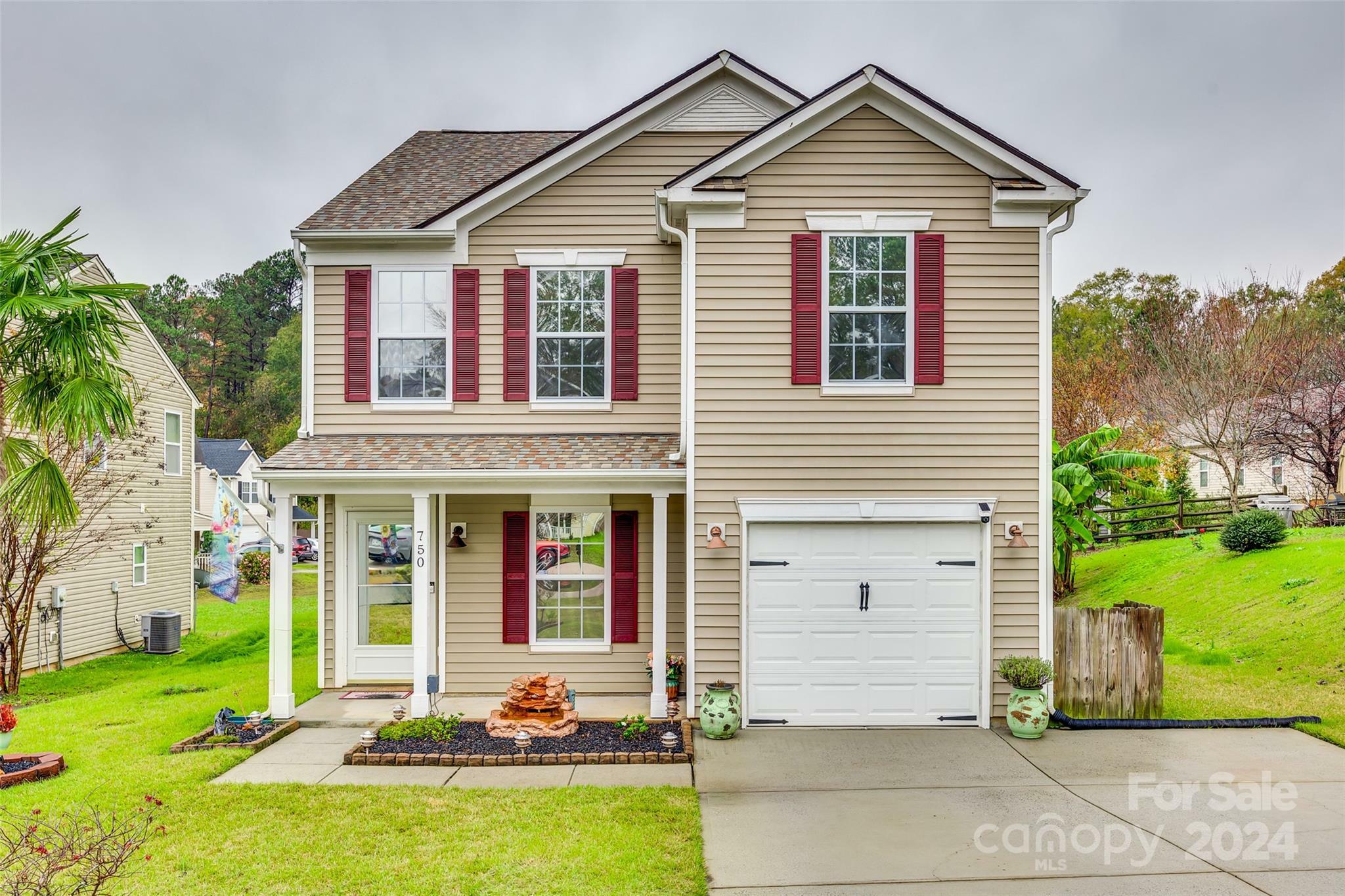 Property Photo:  750 Erinbrook Court  SC 29745 