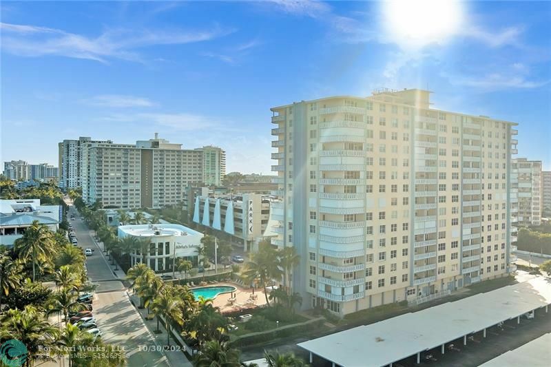 Property Photo:  305 N Pompano Beach Blvd 1402  FL 33062 