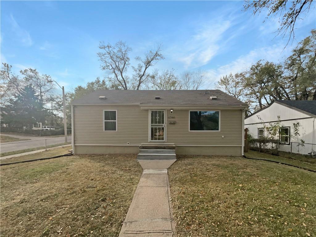 Property Photo: 6744 Agnes Avenue MO 64132