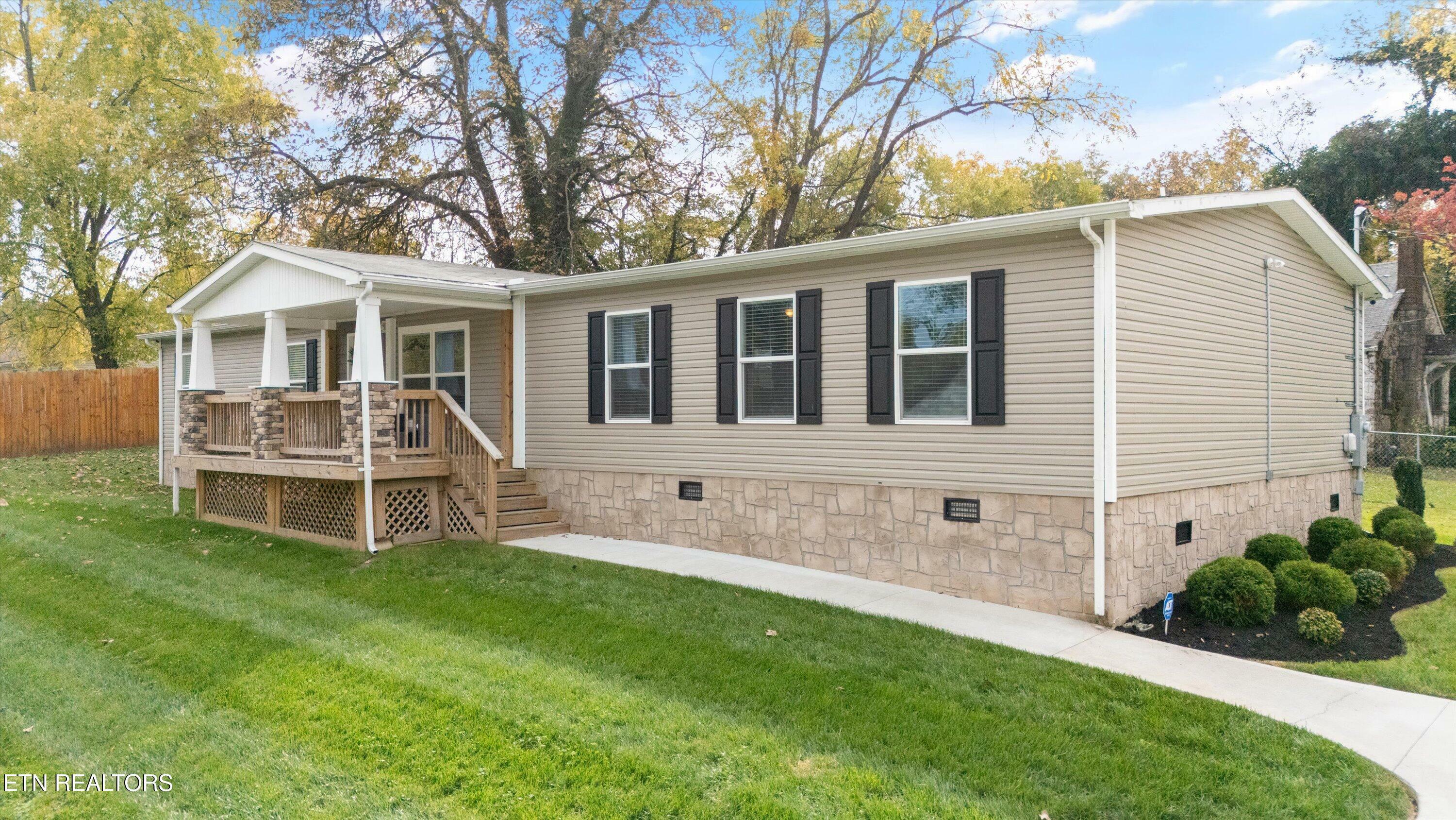 2618 Wilson Ave  Knoxville TN 37914 photo