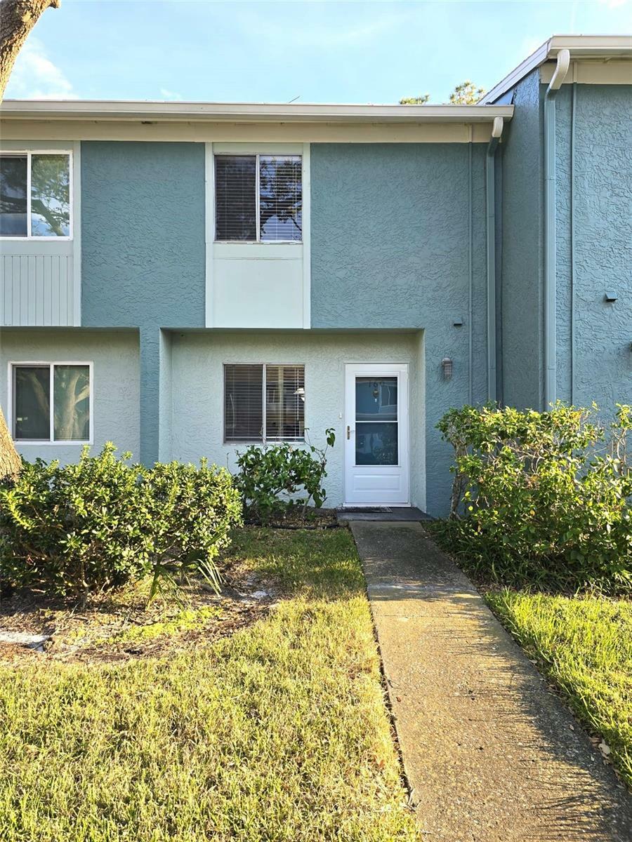 Property Photo:  160 114th Terrace NE 160  FL 33716 