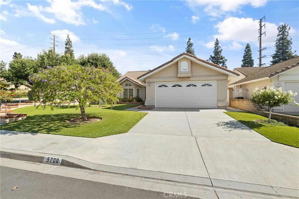 Property Photo:  5700 Harvest Way  CA 92886 