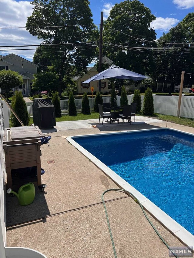 Property Photo:  328 Walthery Avenue  NJ 07450 