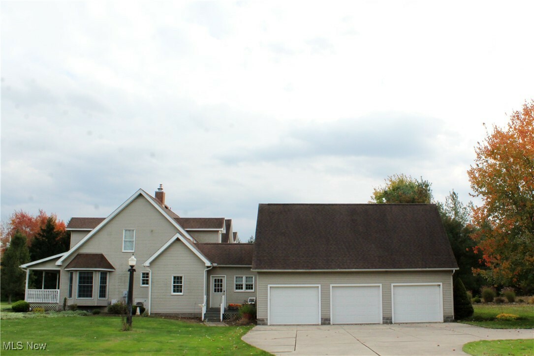 Property Photo:  1999 Warner Road  OH 44473 