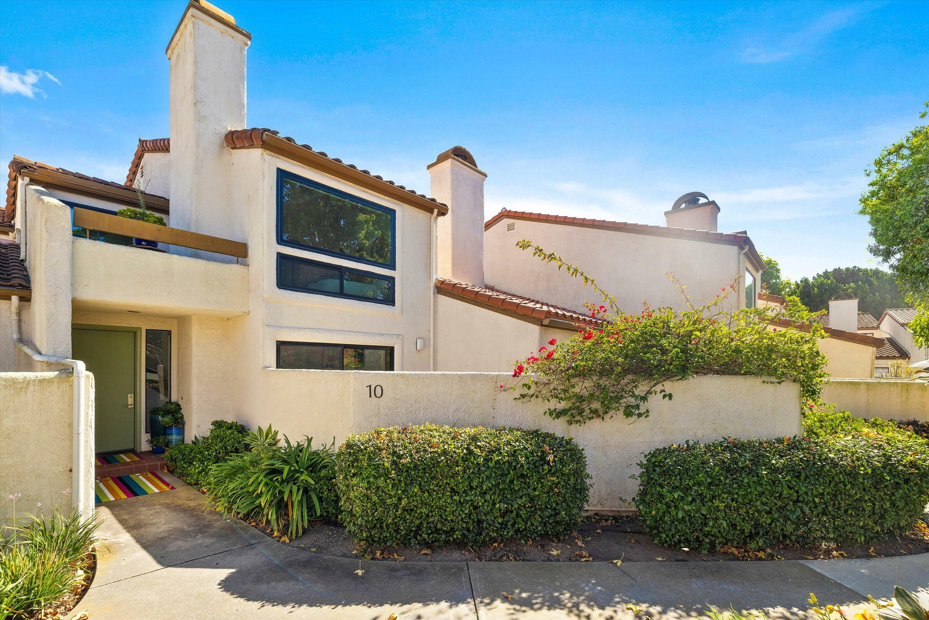 Property Photo:  2051 Cliff Drive 10  CA 93109 