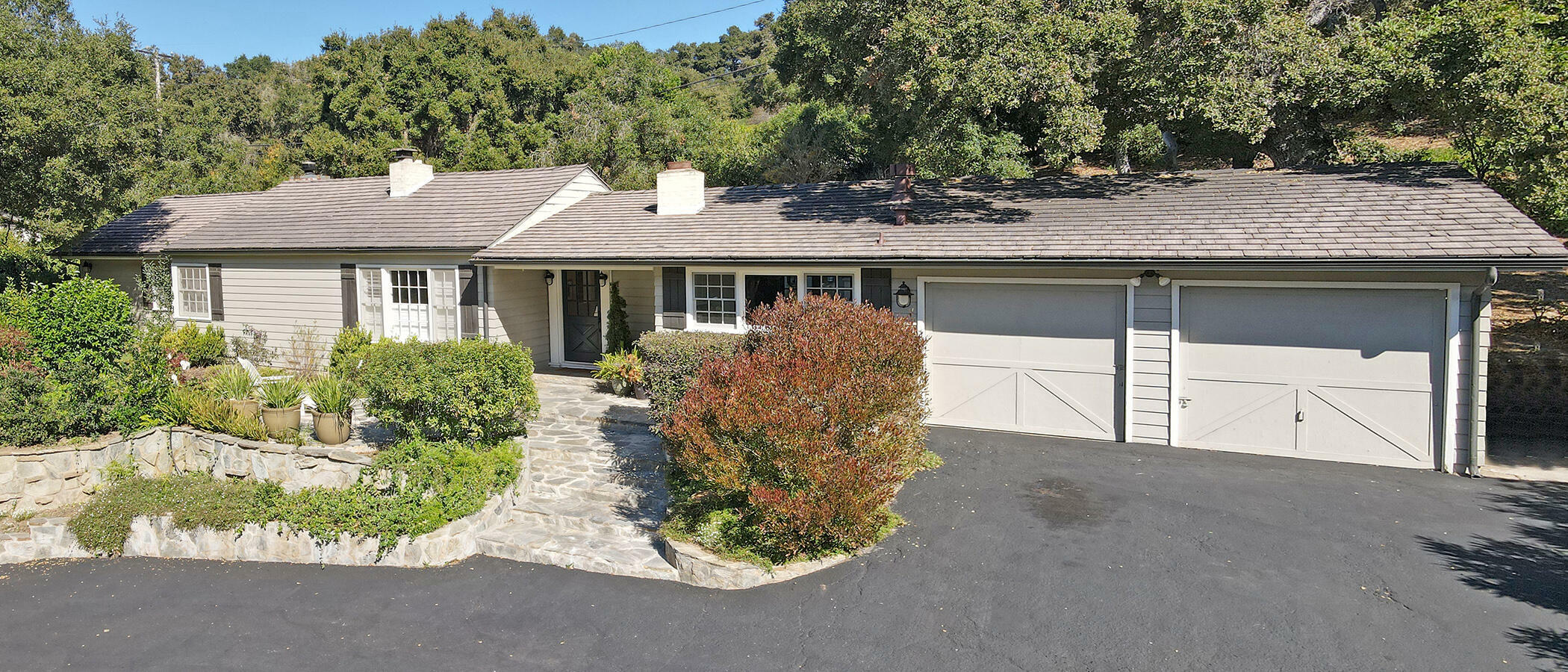 Property Photo:  950 Canon Road  CA 93110 