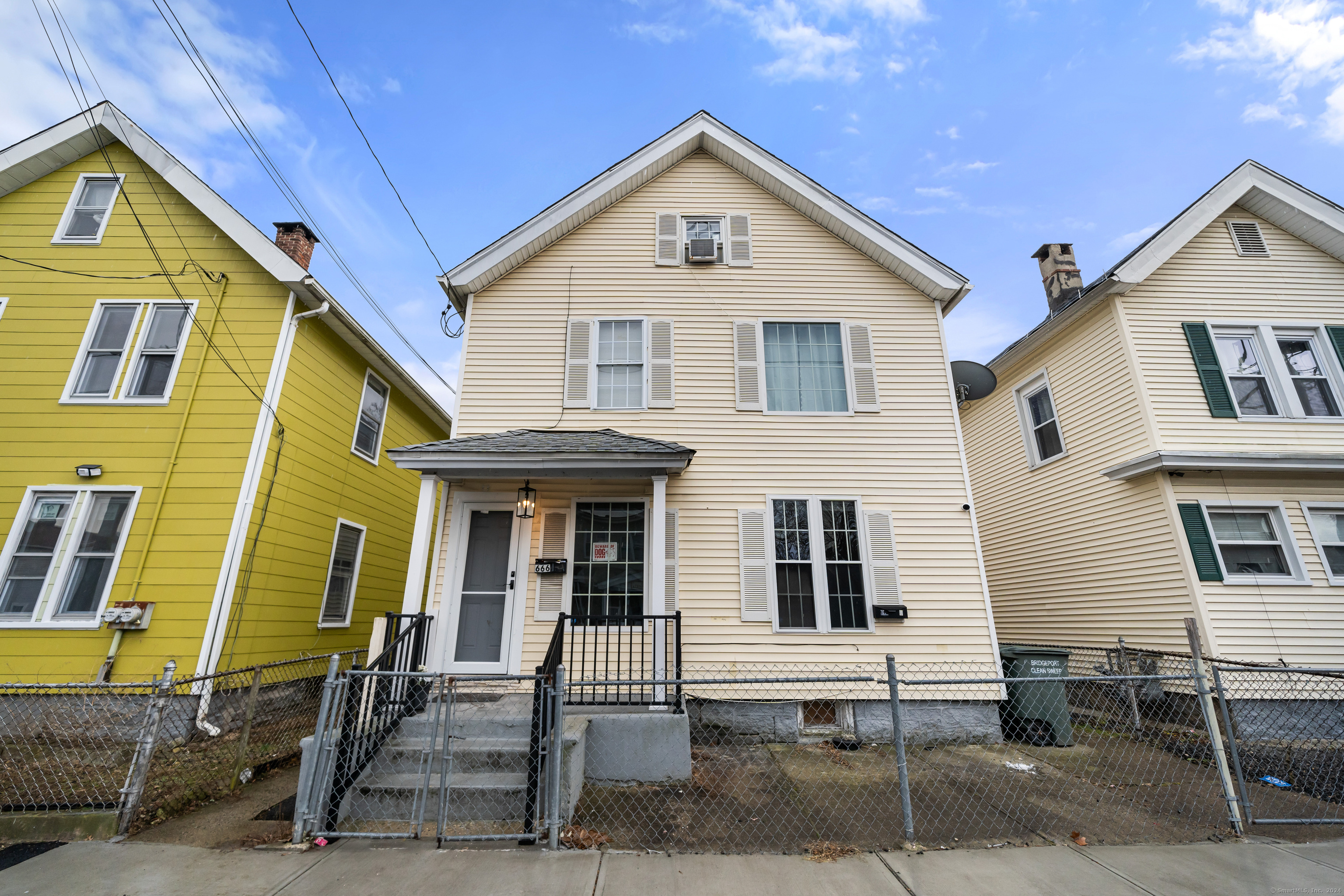 Property Photo:  666 Ogden Street #1  CT 06608 