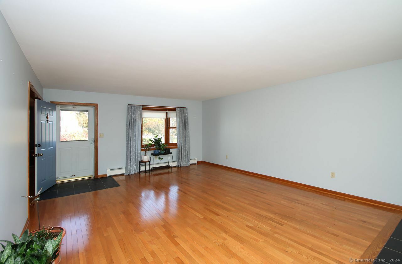 Property Photo:  120 Homewood Avenue  CT 06473 