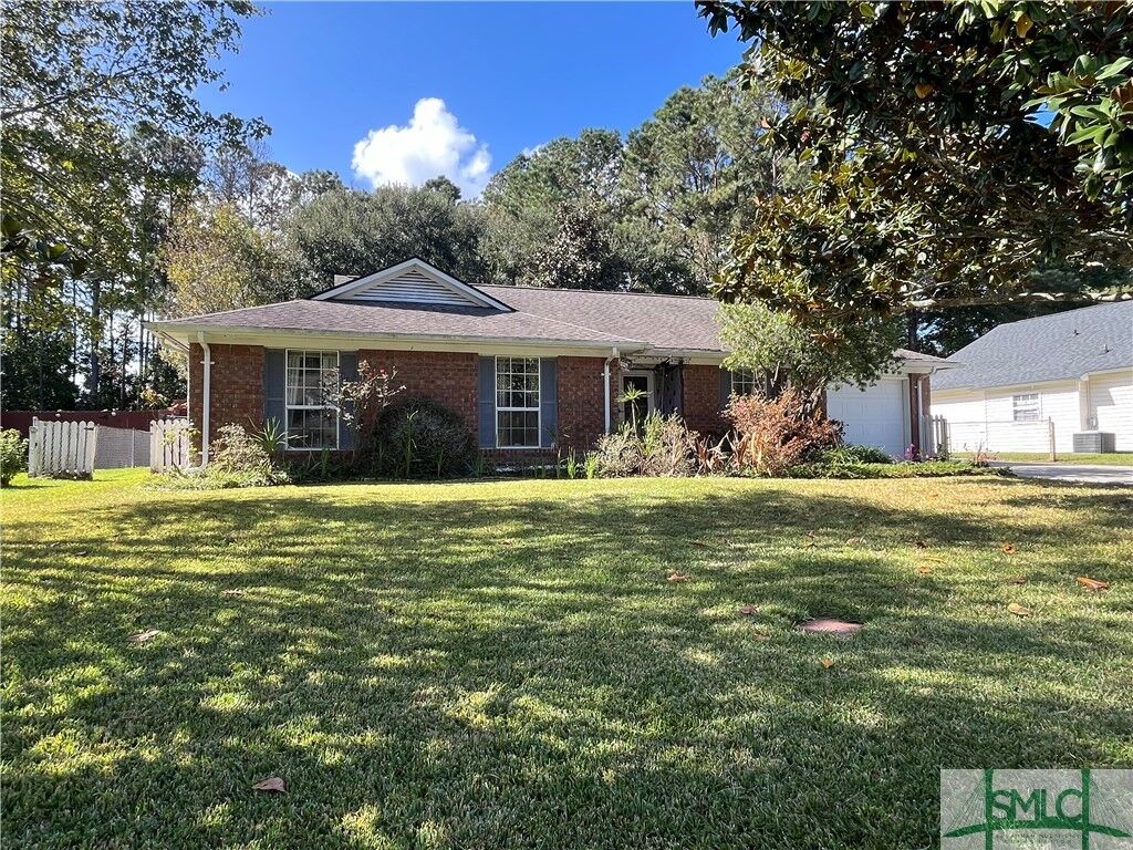 Property Photo: 52 Cutoff Way GA 31324