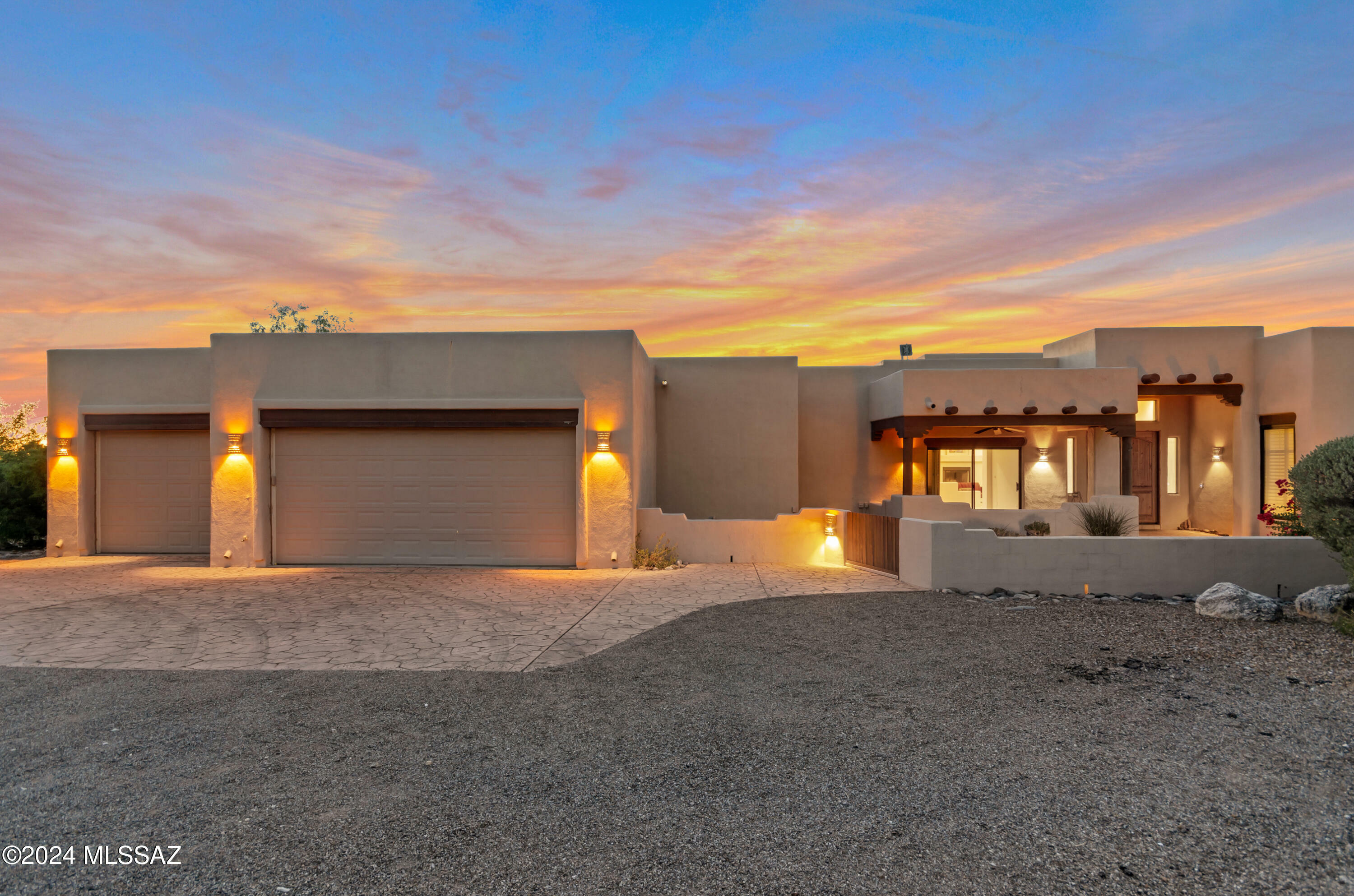 Property Photo:  13461 E Sahuaro Sunset Road  AZ 85749 