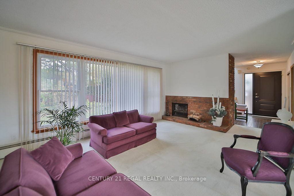 Property Photo:  56 Somerdale Sq  ON M1E 1N1 