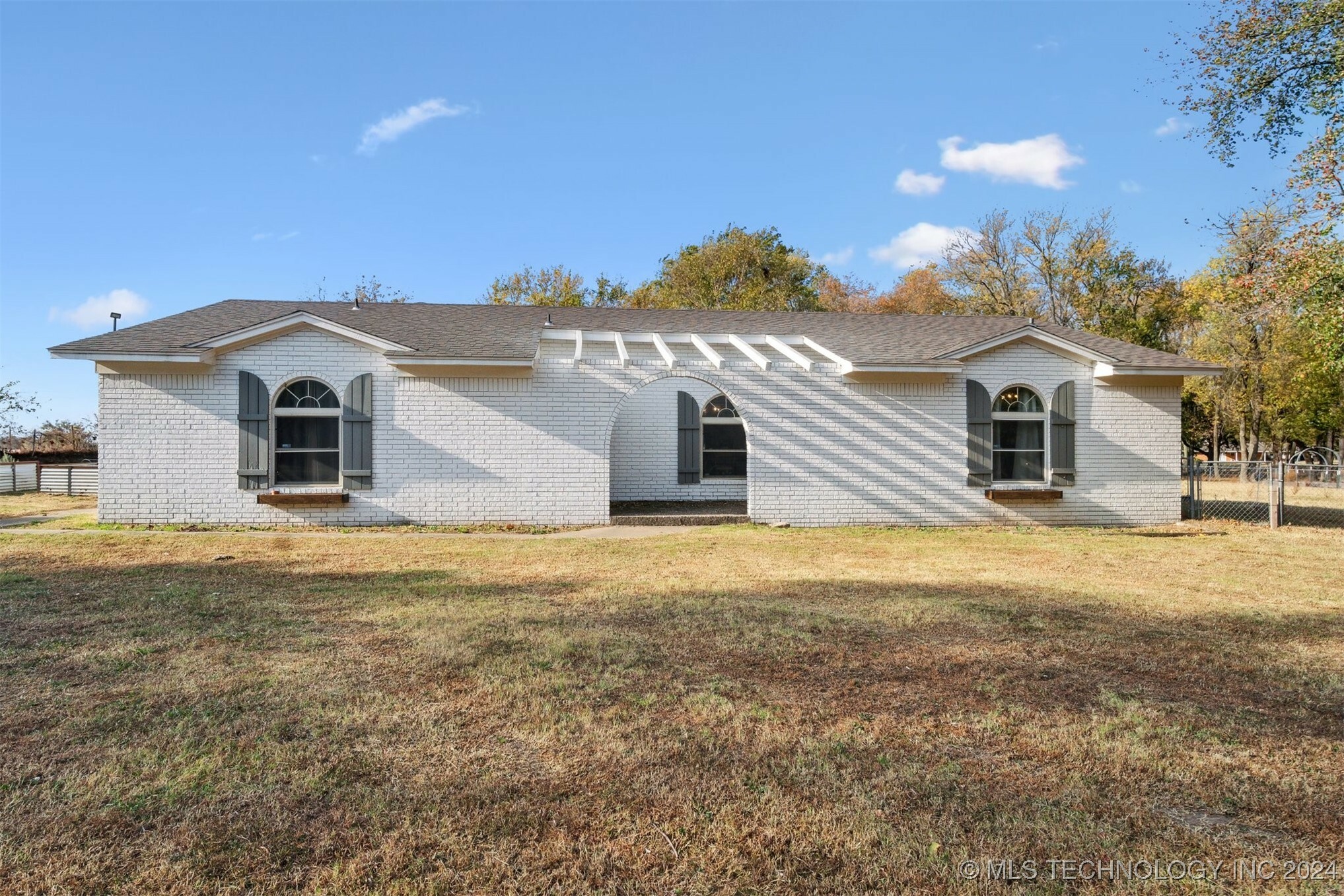 Property Photo:  17596 S 323rd  OK 74429 