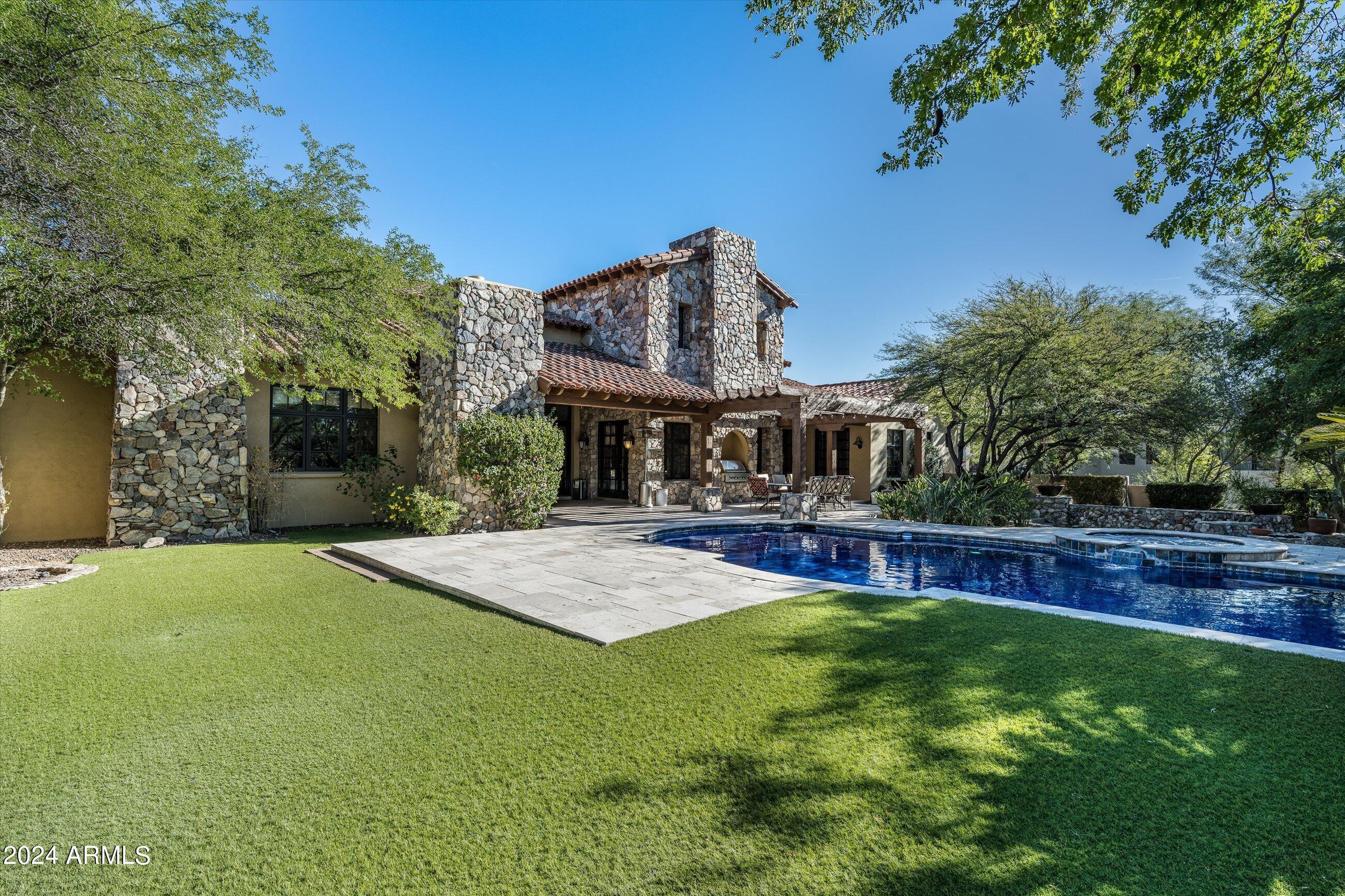Property Photo: 20242 N 103rd Way 1246 AZ 85255