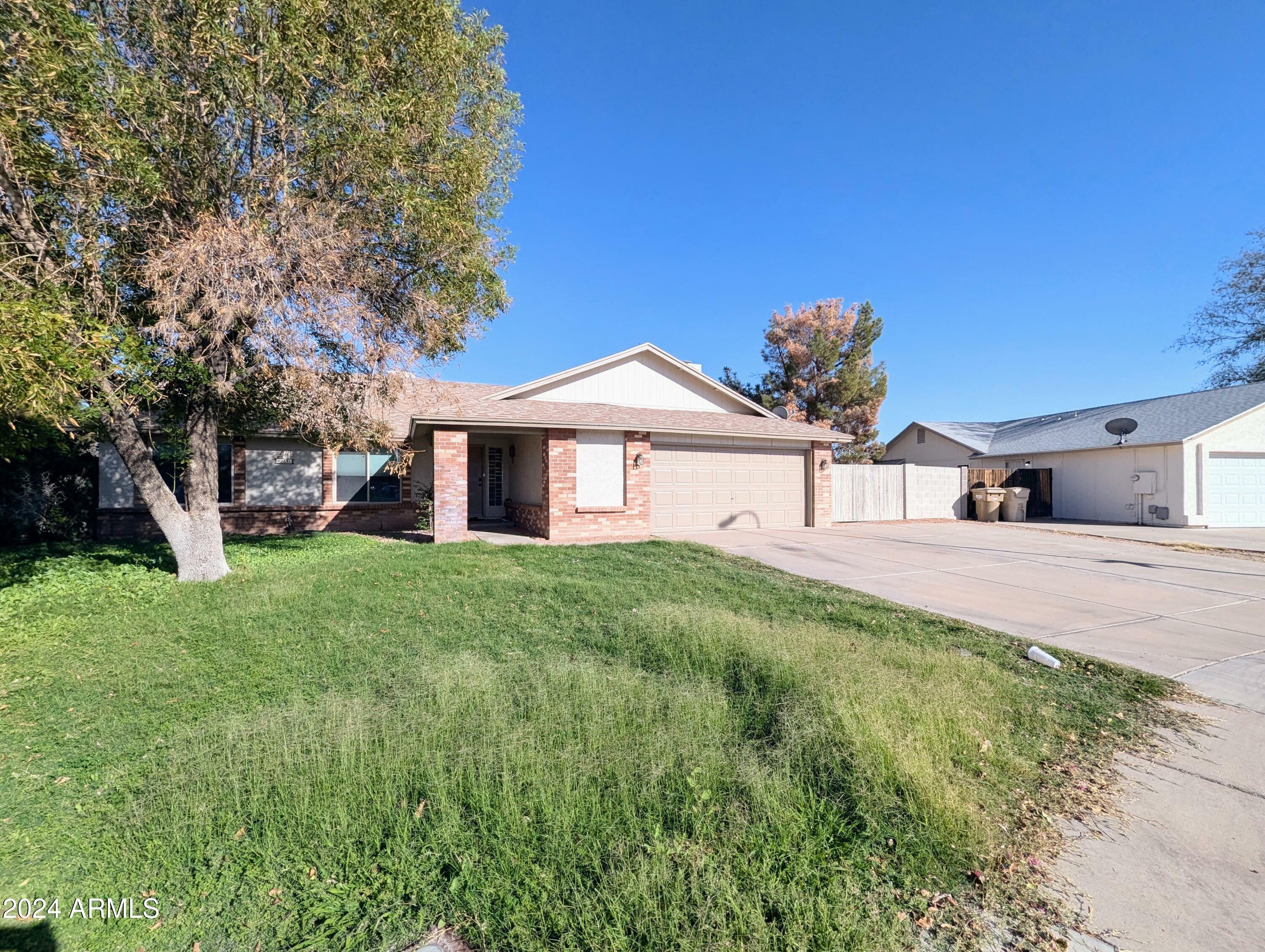 Property Photo:  12831 N 79th Drive  AZ 85381 