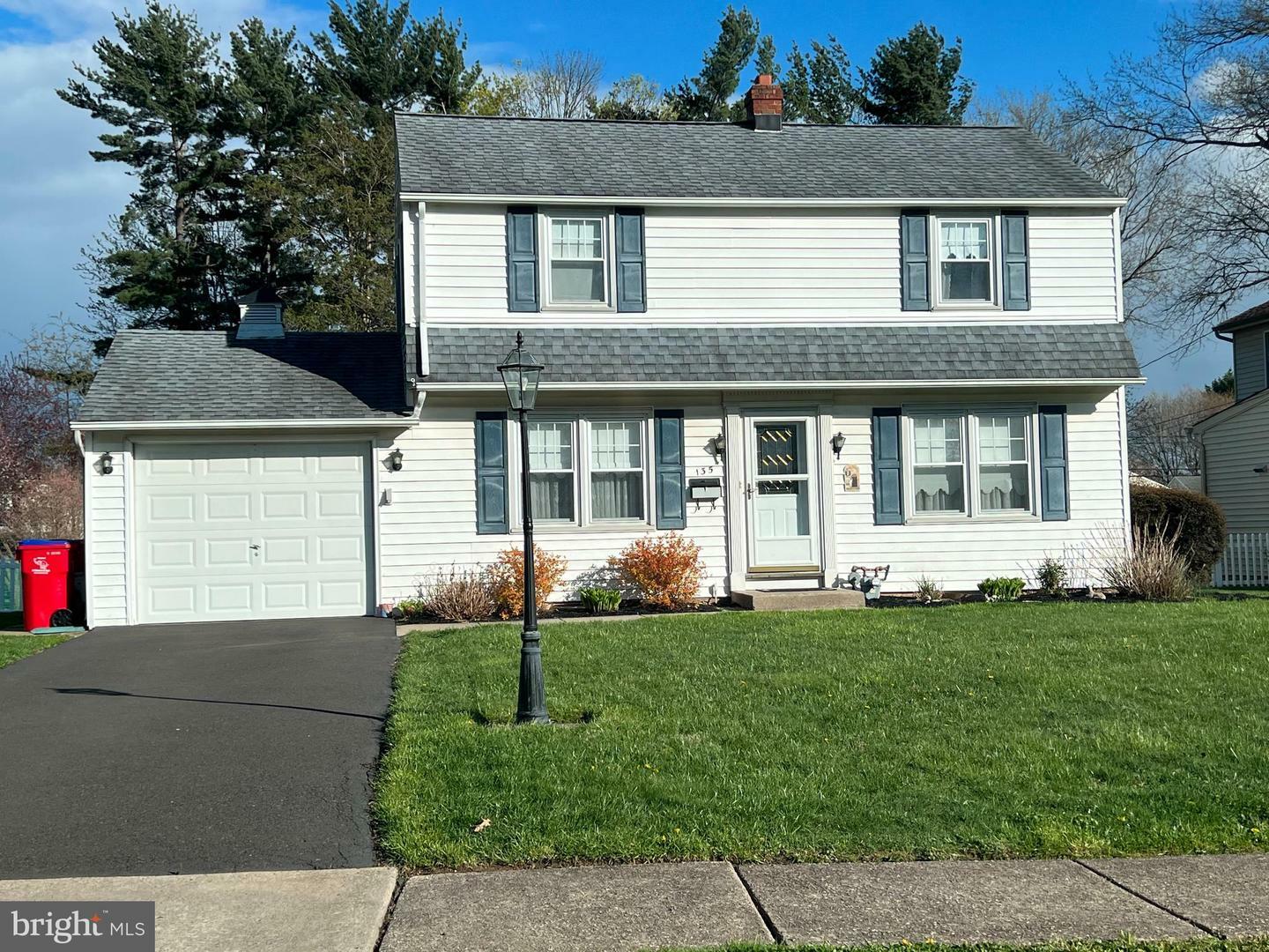 Property Photo:  135 Woodlawn Road  PA 18974 