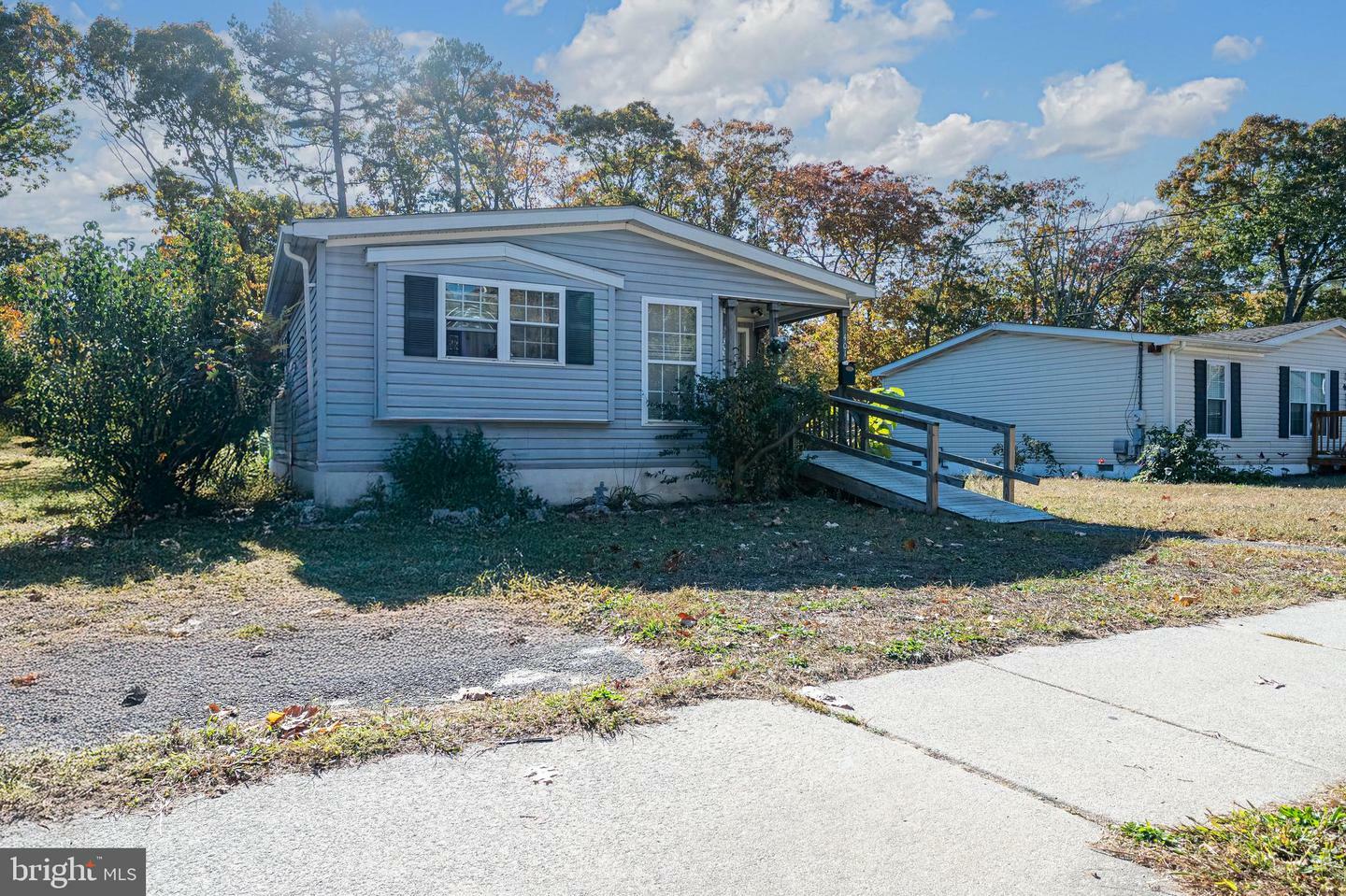 Property Photo:  401 W Reading Avenue  NJ 08232 