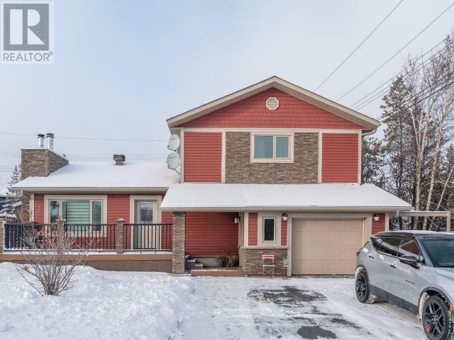 15 Braathen Avenue  Yellowknife NT  photo