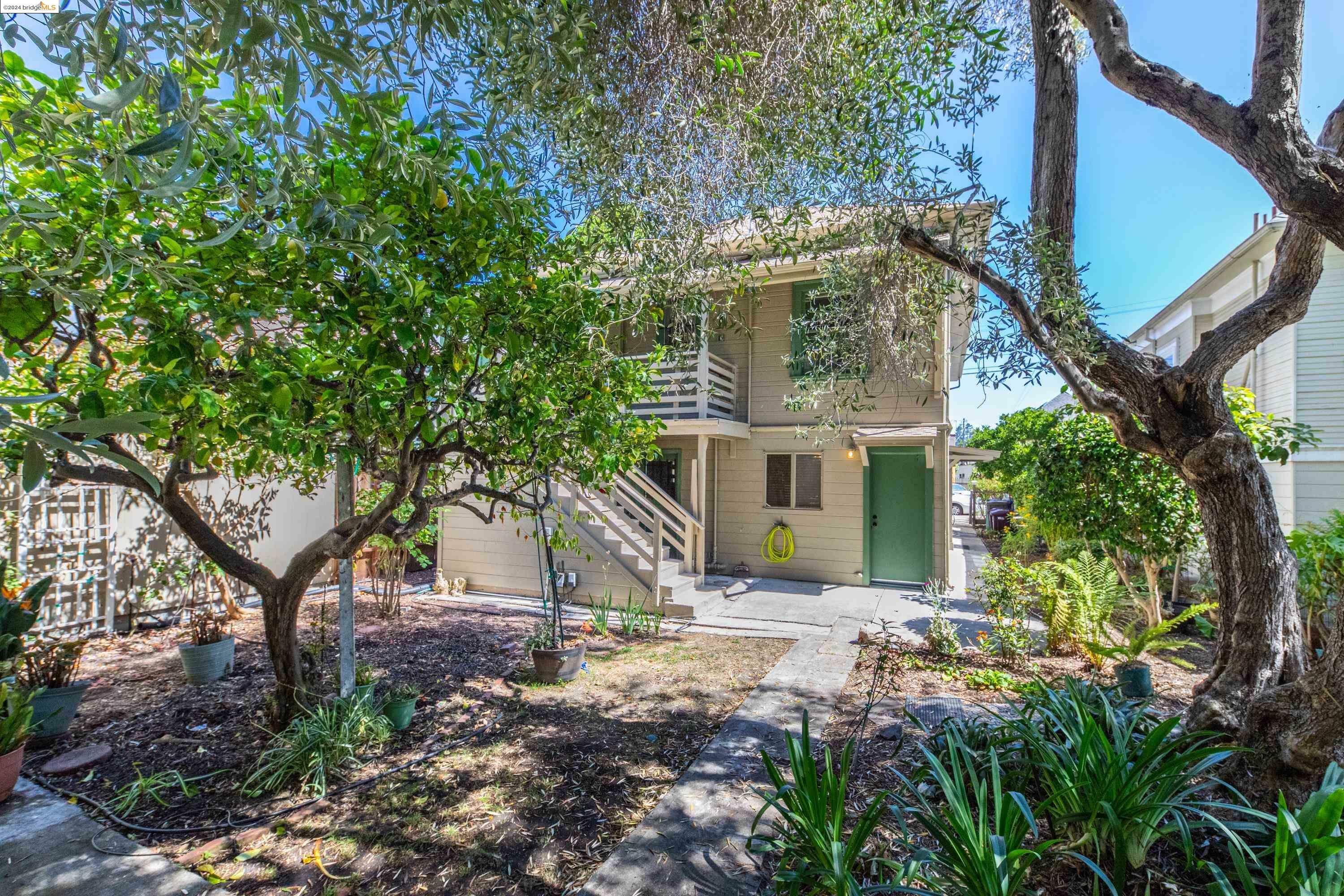 Property Photo:  3005 Galindo Street  CA 94601 