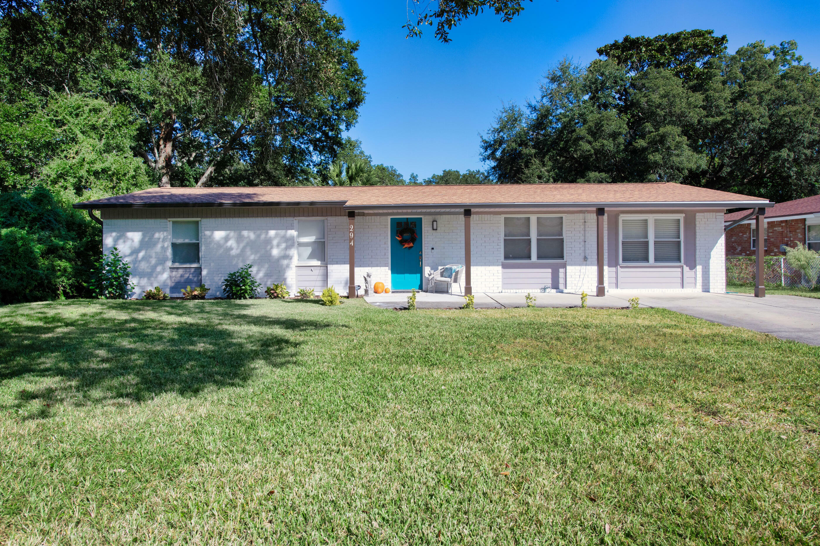 Property Photo:  294 Echo Circle  FL 32548 