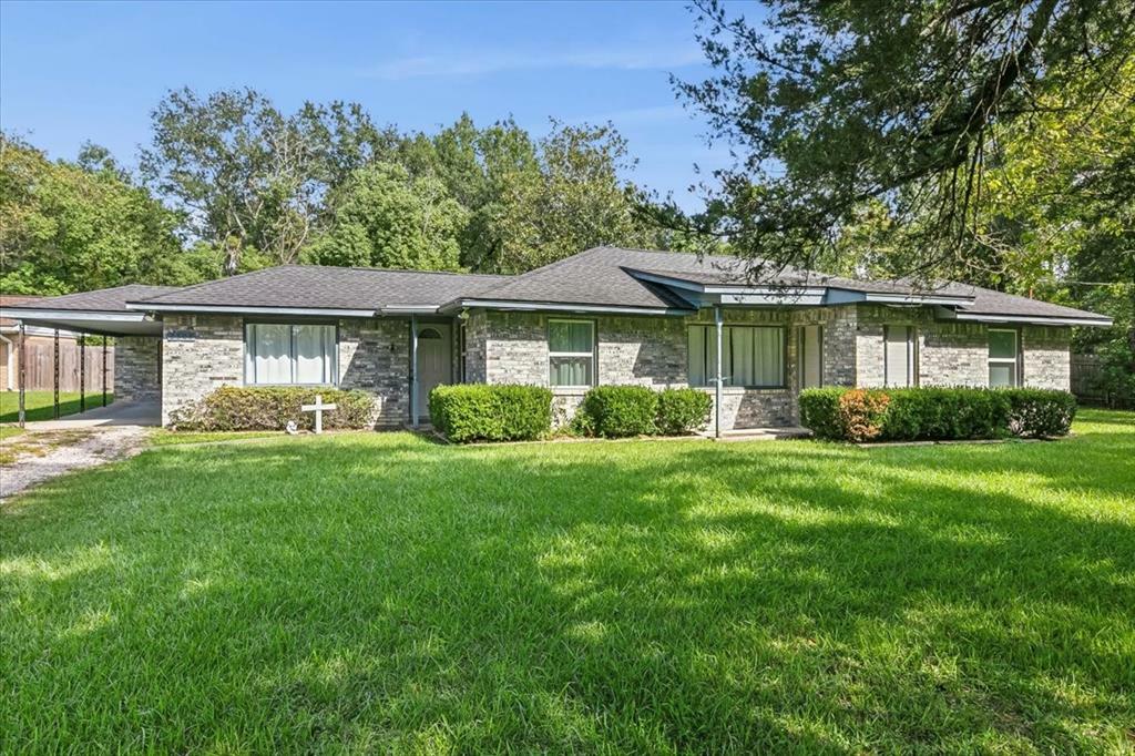 Property Photo:  2308 Oak Lane  TX 77632 