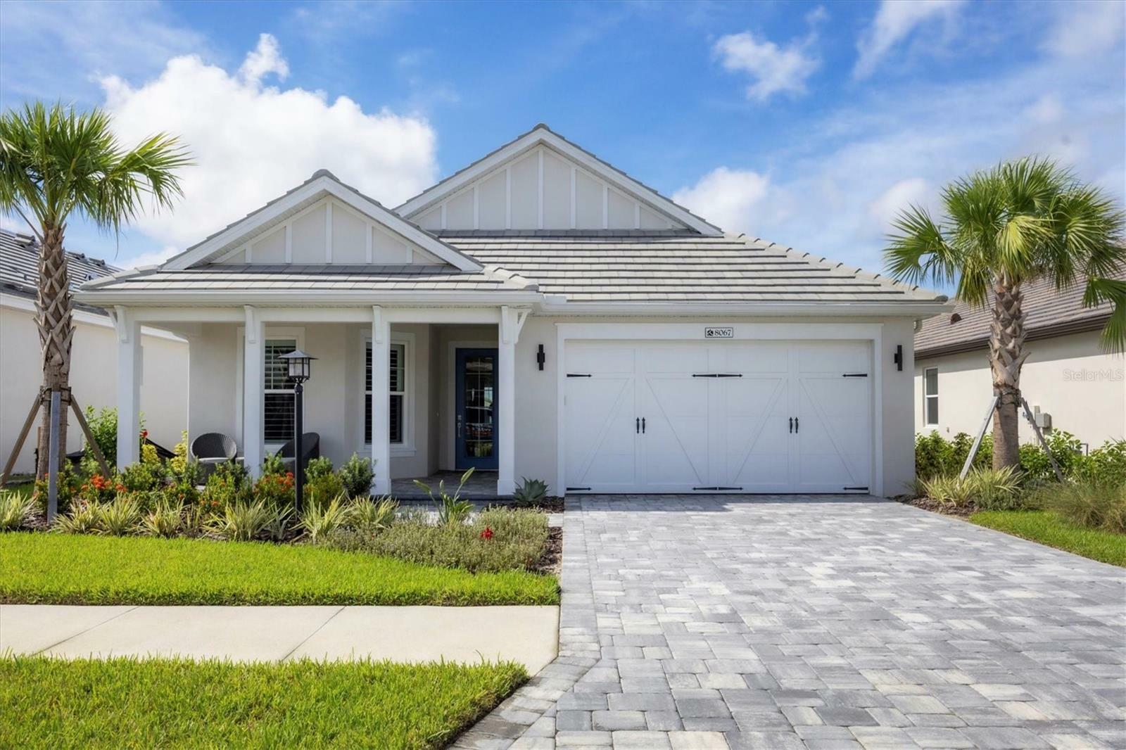 Property Photo:  8067 Slipway Drive  FL 34240 